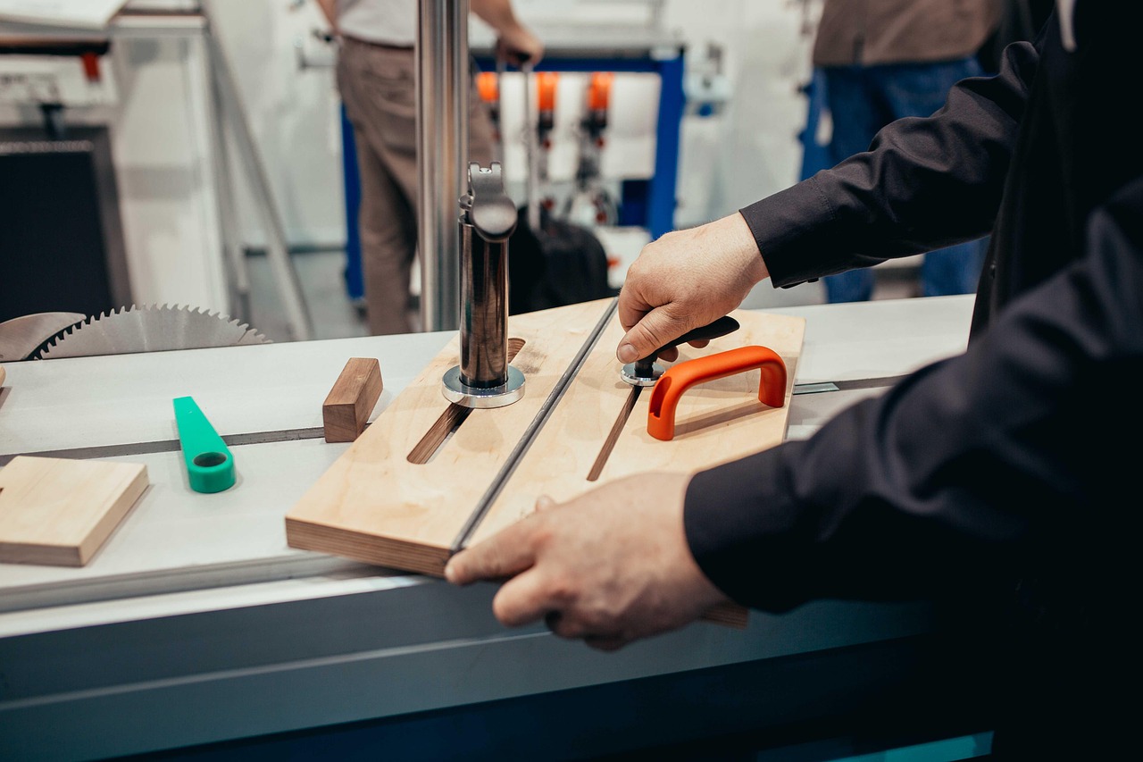 分发实名账号:自动拨打电话软件app详情下载教程