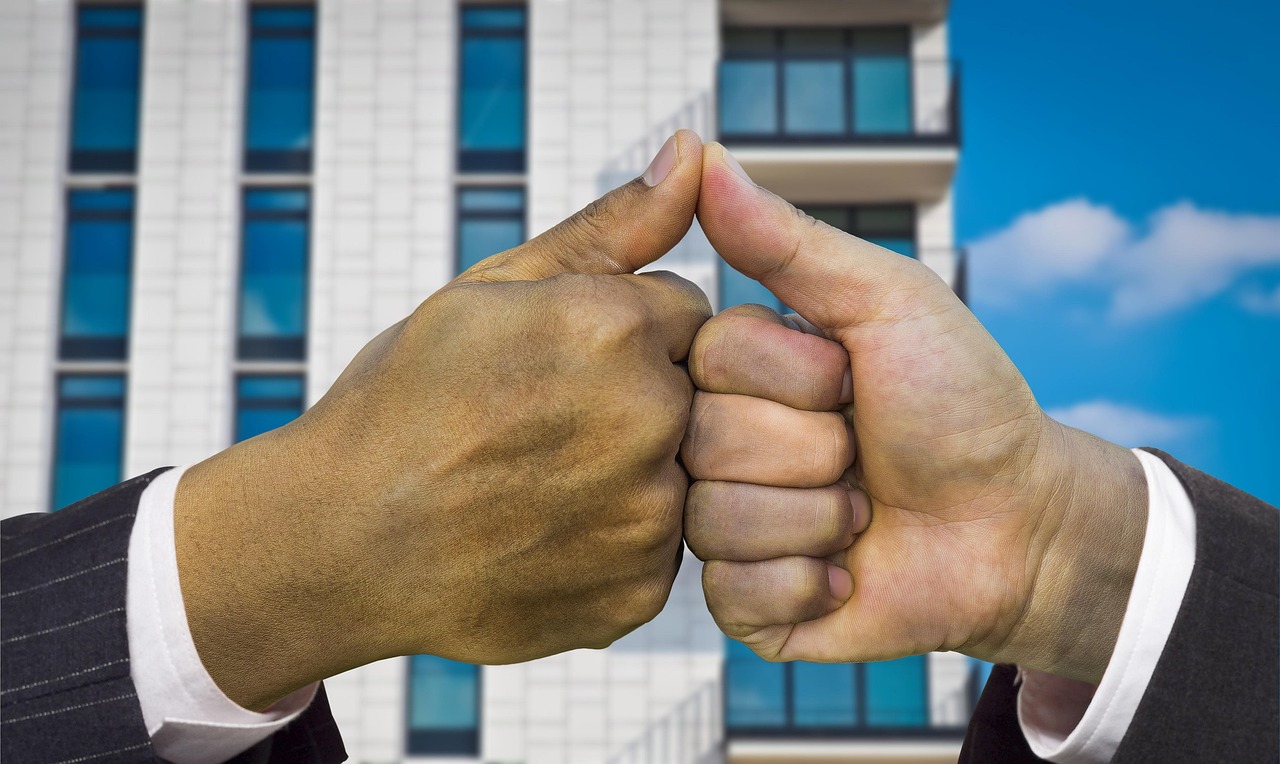 如何在烟草宣传和自我保护之间找到平衡？